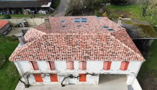 Réfection d’une toiture ancienne en tuiles Galeane à Saintes, Saintes, S.A.R.L PIAUD Rénovation