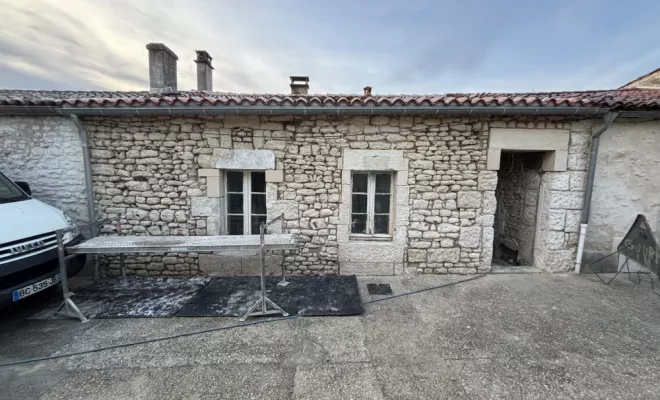 Rénovation de façade à Saintes, Saintes, S.A.R.L PIAUD Rénovation